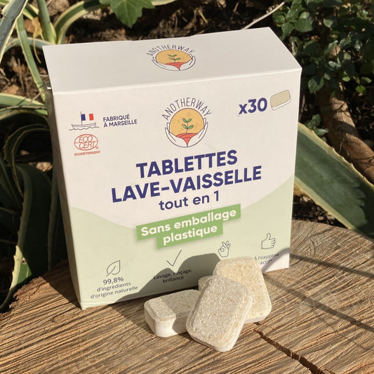 Tablettes lave-vaisselle éco-responsables naurelles, zero plastique, tablette écologique sans plastique,vaisselle propre, ingrédients naturels, vaisselle, made in France.